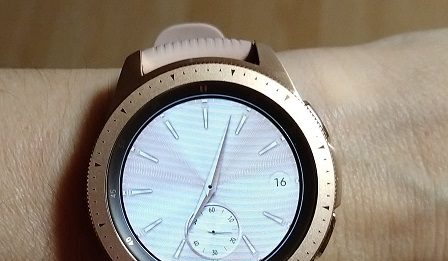 Samsung chystá nové hodinky. Mohlo by jít o Galaxy Watch 2